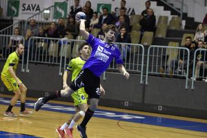 Read more about the article Prepričljiva zmaga in prve točke v končnici
