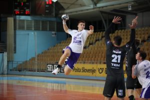 Read more about the article Igra žal ni stekla, Trimo slavil v Lukni